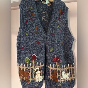 22/24 women’s blue sweater vest animal features buttons